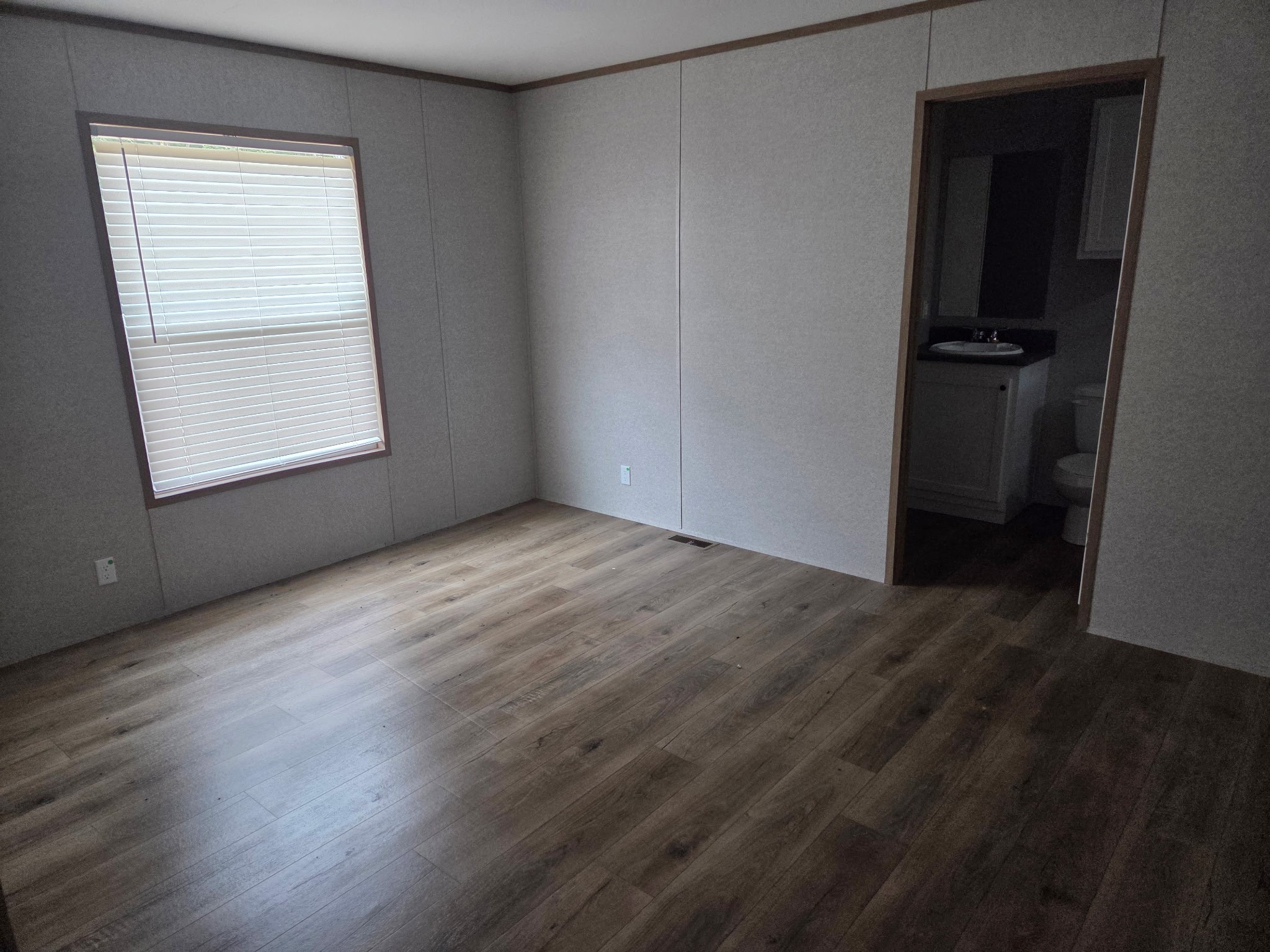 4782 Fm 1010 Road Cleveland, TX 77327 - Photo 3 of 8