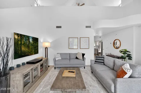 $2,575,000 | 10214 North 44th Street, Phoenix, AZ 85028