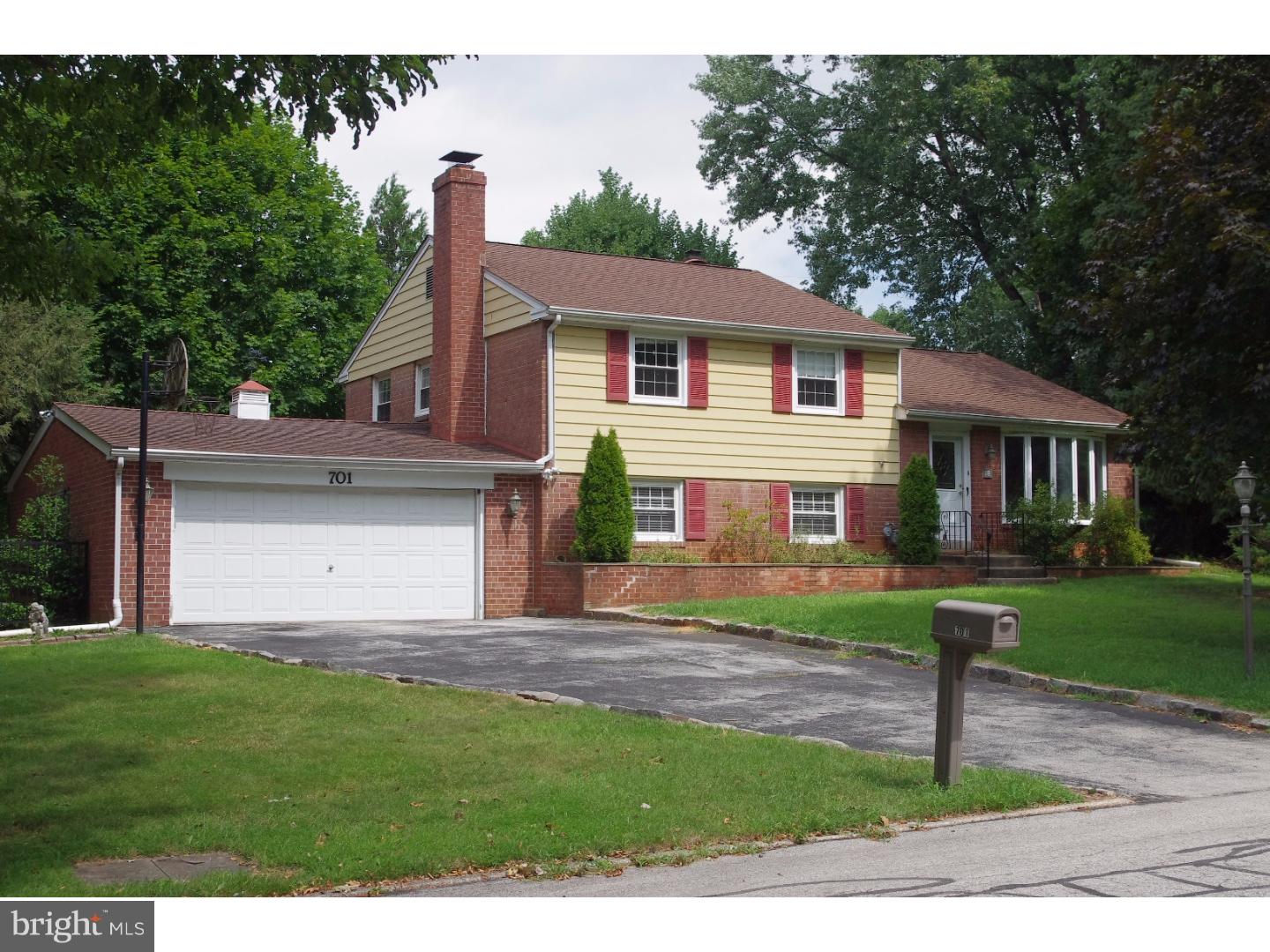 701 Raven Road Wayne, PA 19087 - Photo 1 of 15 Exterior Front