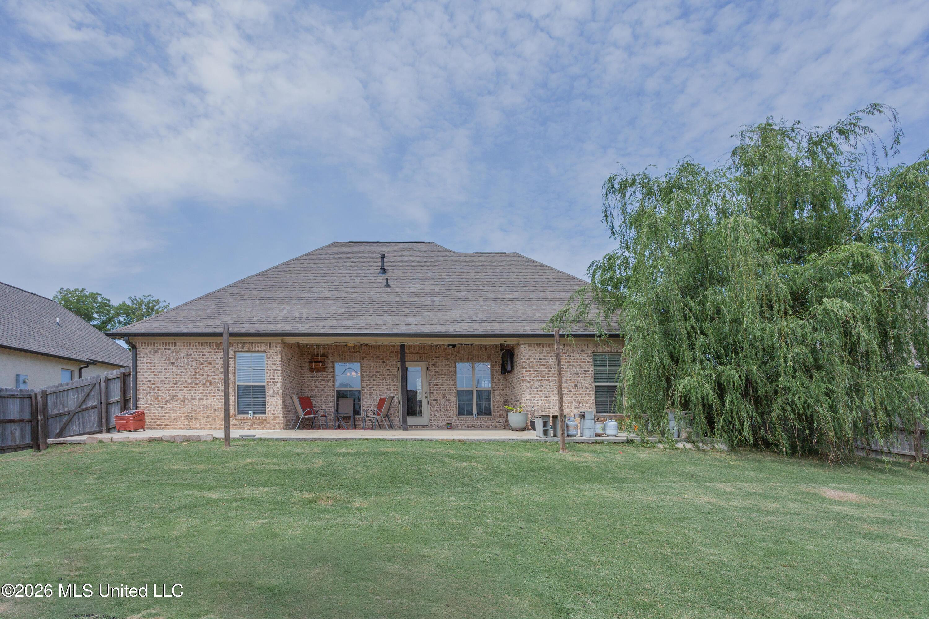 292 Buckhead Drive Madison, MS 39110 - Photo 2 of 19 Exterior Backyard