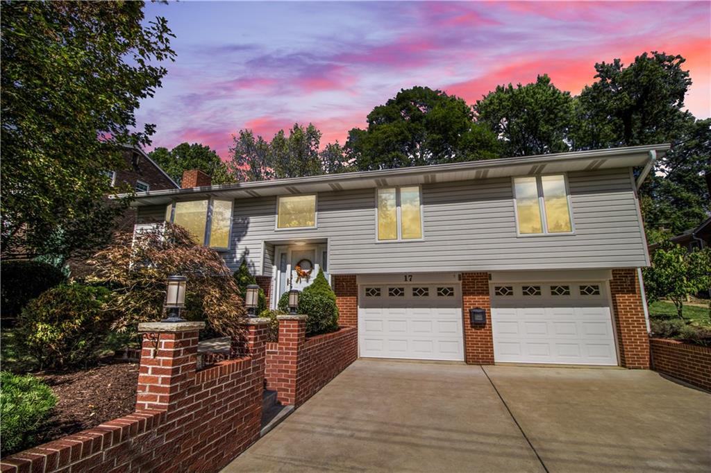 17 Stancey Road Pittsburgh, PA 15220 - Photo 1 of 25 Such a beautiful split.
