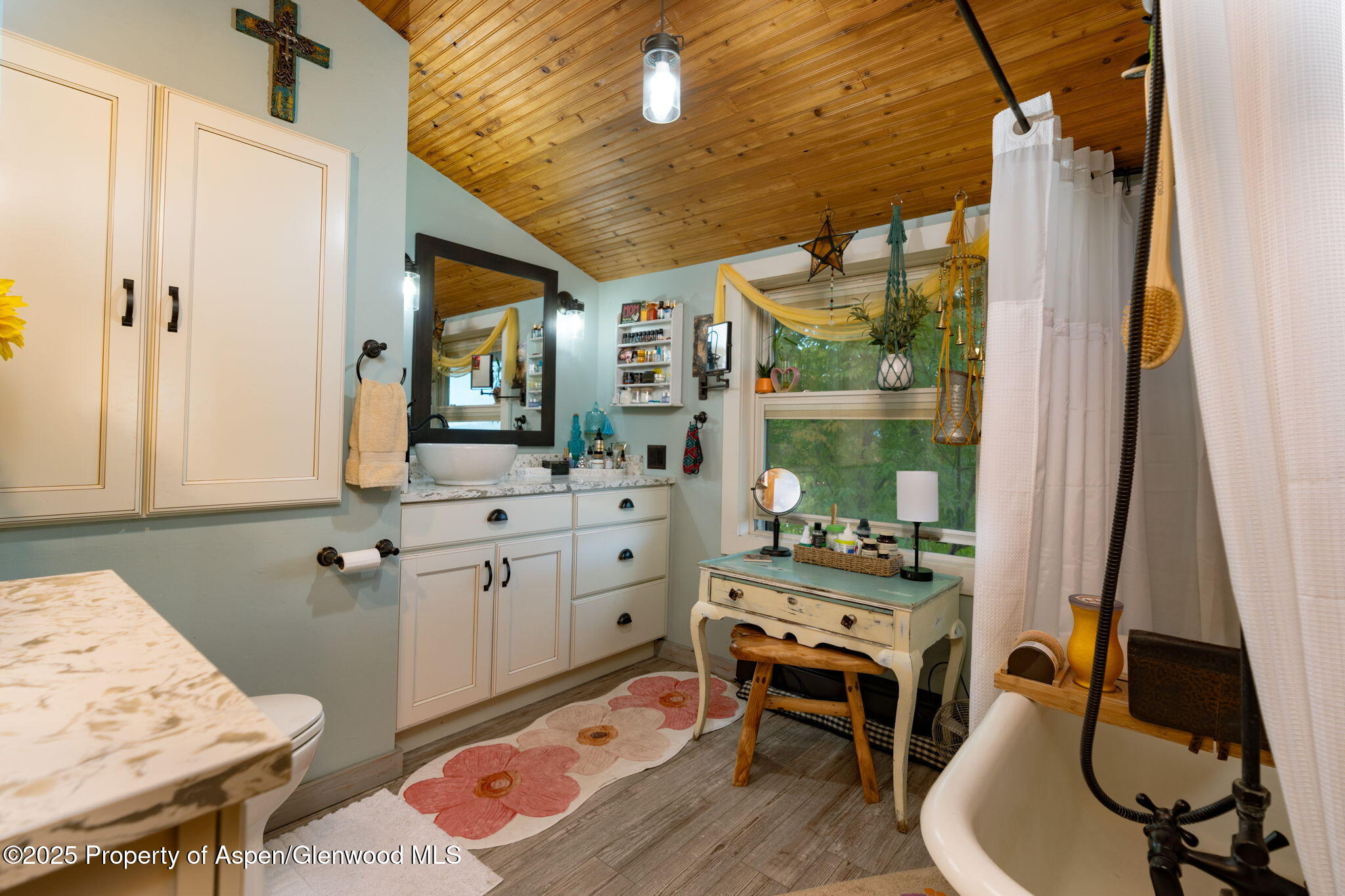 1334 County Road 250 Silt, CO 81652 - Photo 24 of 47 9-web-or-mls-1334 Co Rd 250-8