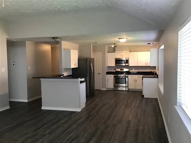 $2,055 | 5026 Chase Stone Drive, Bacliff, TX 77518