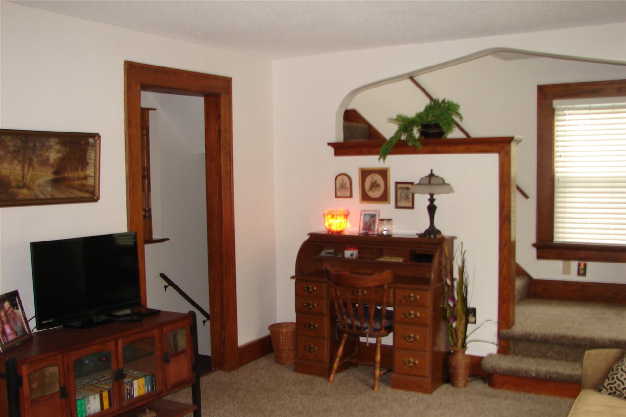 1607 Fairhill Road Fort Wayne, IN 46808 - Photo 5 of 36