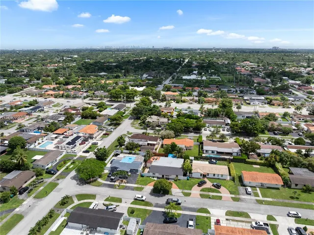 $849,000 | 6423 Southwest 107th Place, Miami, FL 33173