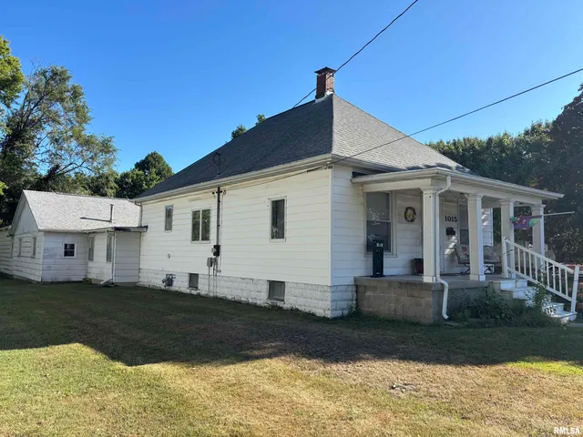 $119,900 | 1015 East Elm Street, Taylorville, IL 62568
