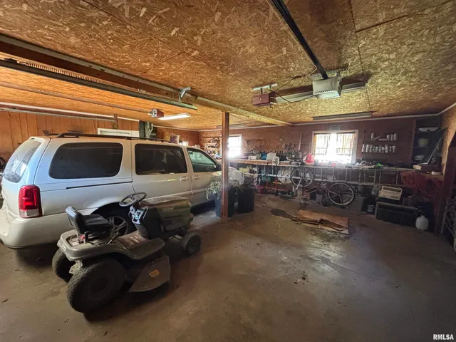 $119,900 | 1015 East Elm Street, Taylorville, IL 62568