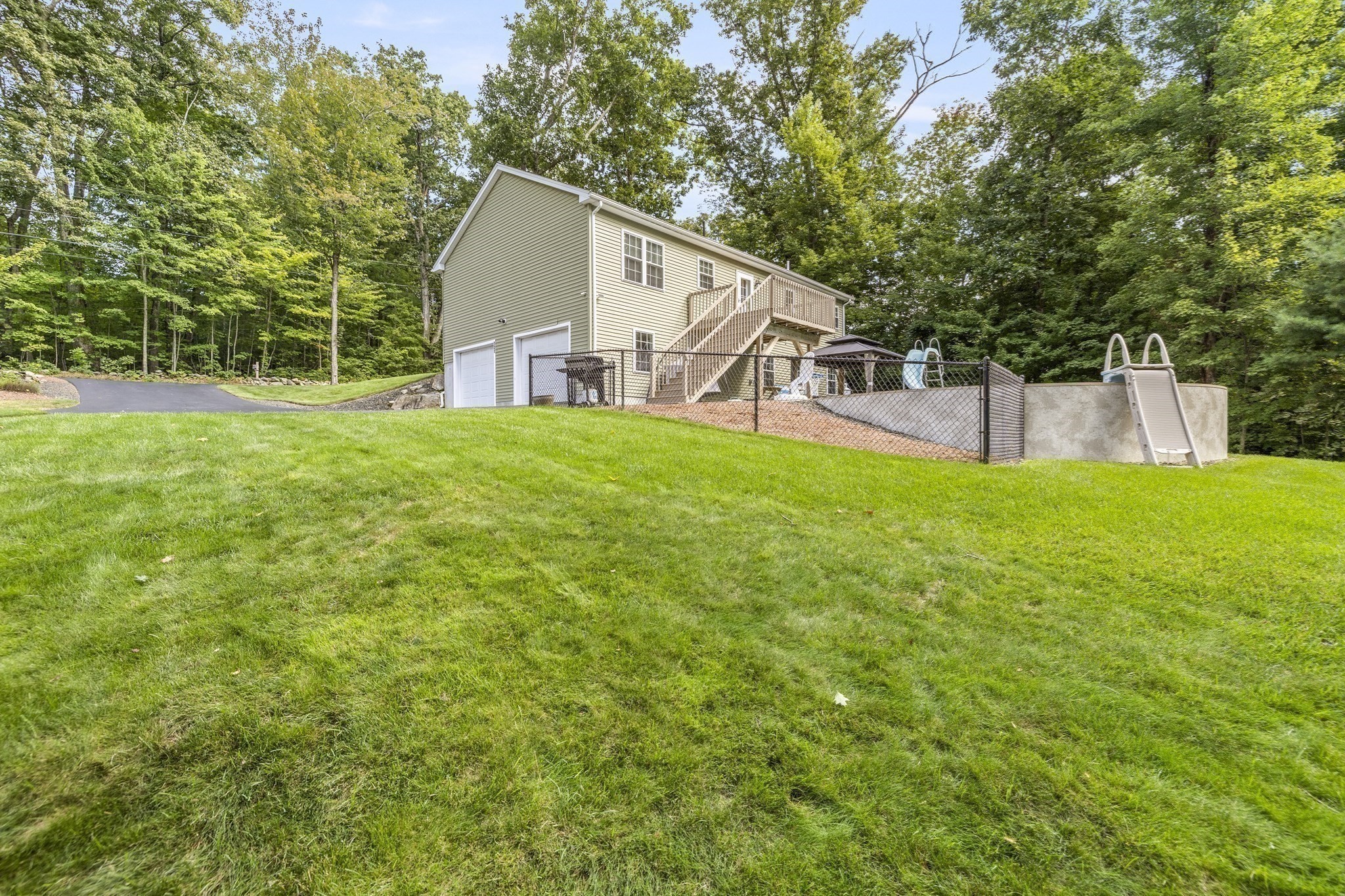 131 Adams Road East Brookfield, MA 01515 - Photo 6 of 36 Gallery Image 6