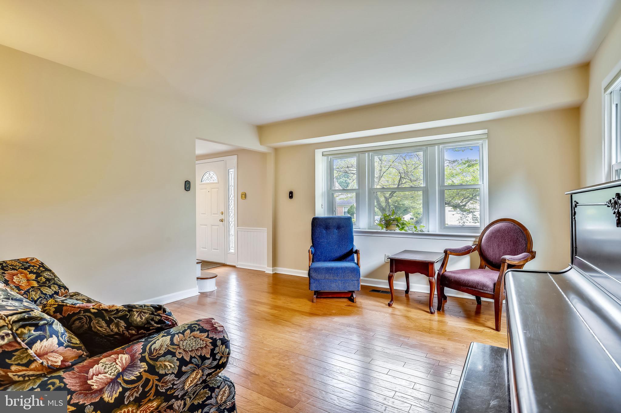14020 Rippling Brook Drive Silver Spring, MD 20906 - Photo 25 of 56 Living Room