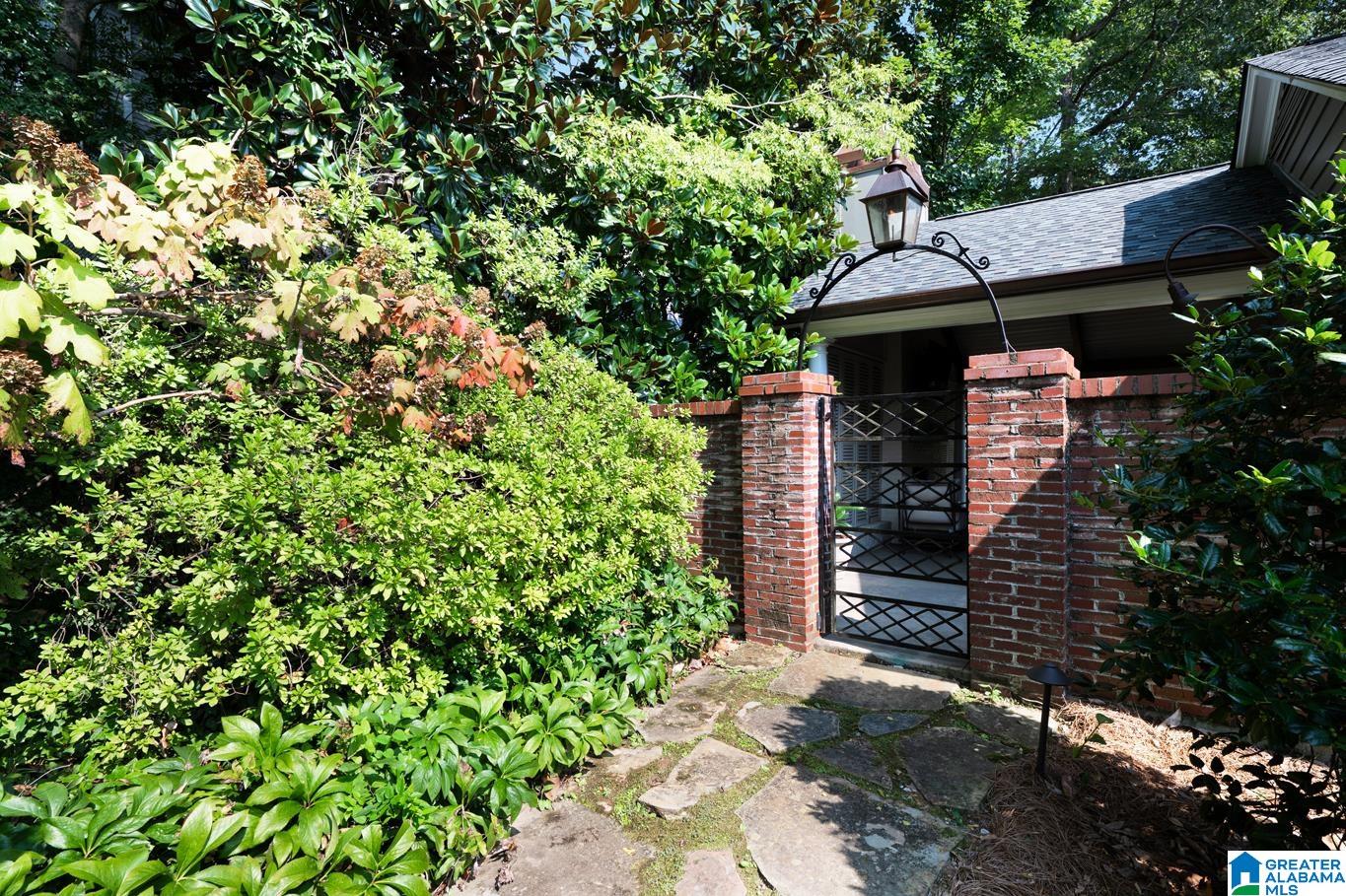 3684 Rockhill Road Birmingham, AL 35223 - Photo 6 of 68
