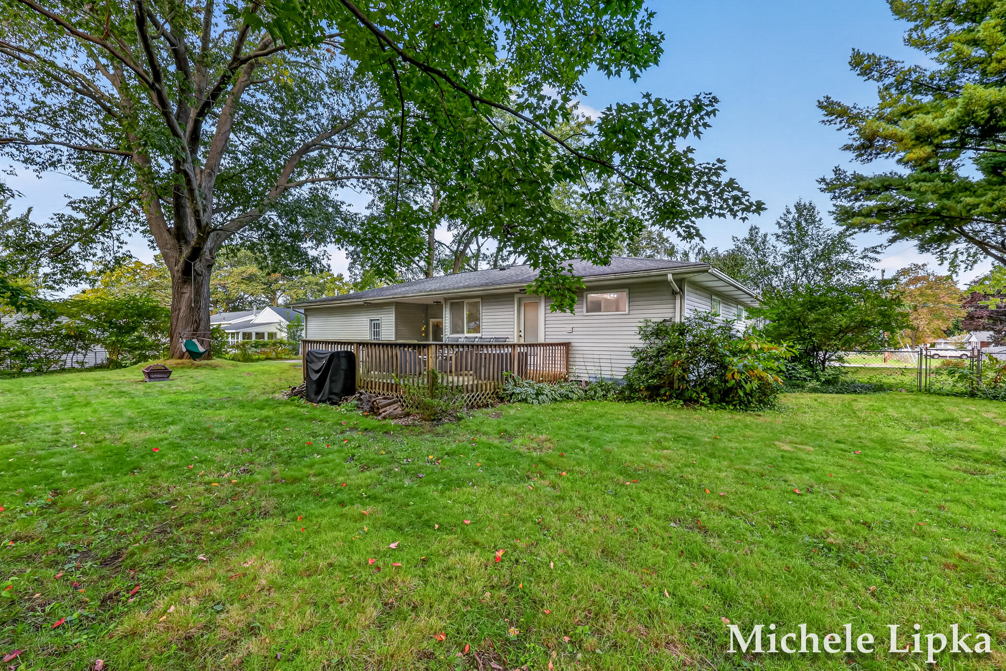 2567 Shettler Road Muskegon, MI 49444 - Photo 34 of 38 Back of Home