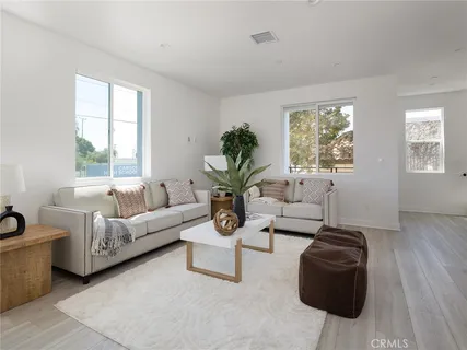 $789,900 | 121 East 223rd Street, Unit 5, Carson, CA 90745