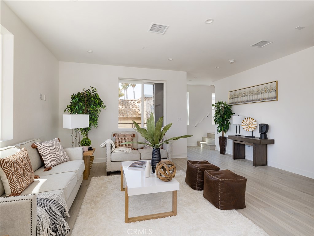 121 East 223rd Street, Unit 5 Carson, CA 90745 - Photo 5 of 26