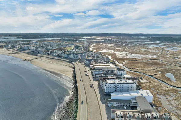 $519,000 | 421 Ocean Boulevard, Unit N1, Hampton, NH 03842