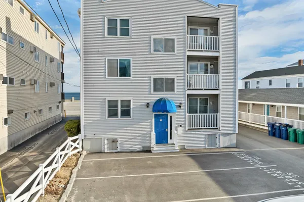 $519,000 | 421 Ocean Boulevard, Unit N1, Hampton, NH 03842