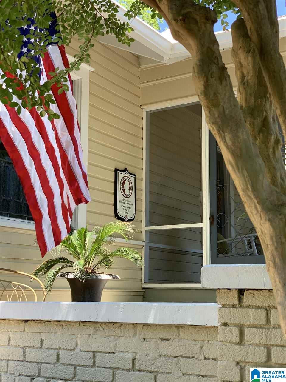 902 Stuart Street Birmingham, AL 35209 - Photo 3 of 44