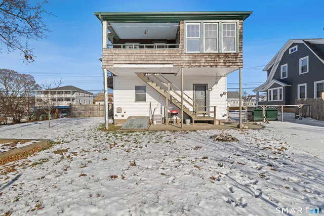 $1,800 | 95 Ashland Street, Jewett City, CT 06351