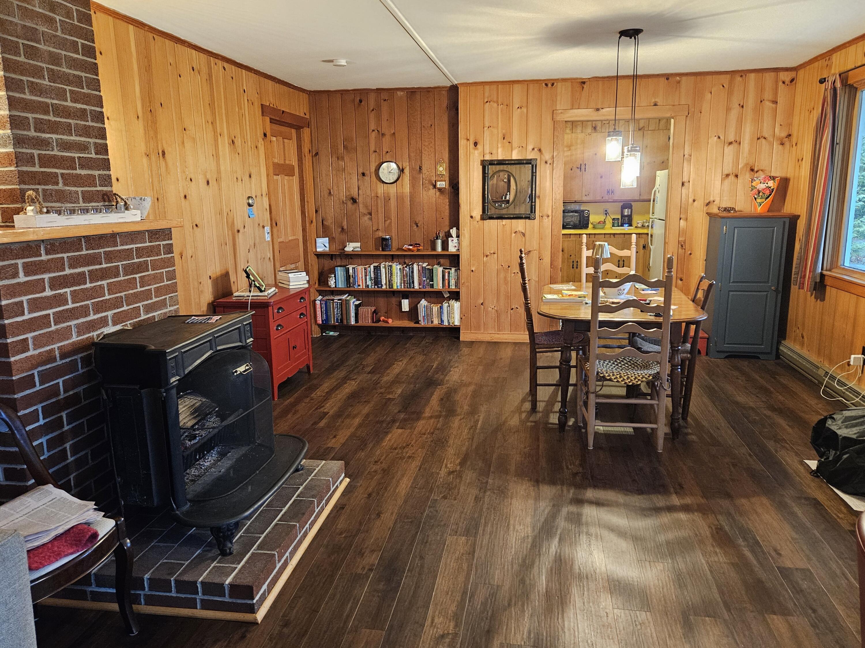 42 Old Mill Road Bristol, ME 04554 - Photo 9 of 65 Large DR/LR