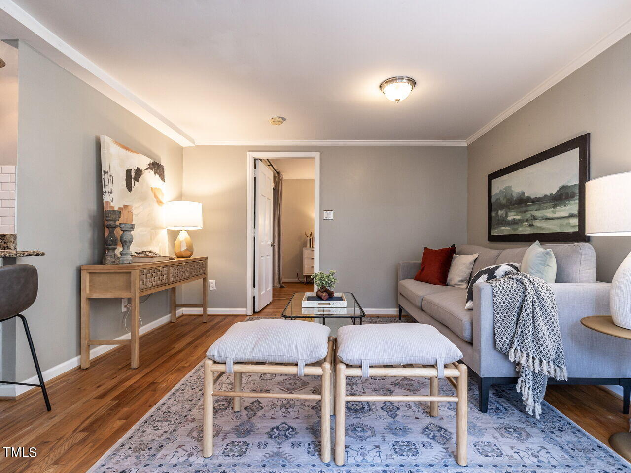805 Young Street Raleigh, NC 27608 - Photo 20 of 35 020-1280x960-family-room