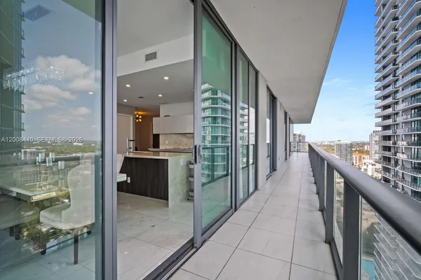 $11,000 | 480 Northeast 31st Street, Unit 2707, Miami, FL 33137