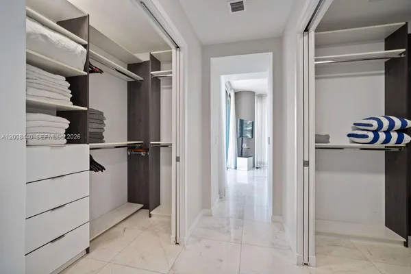 $11,000 | 480 Northeast 31st Street, Unit 2707, Miami, FL 33137