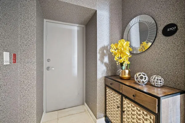 $11,000 | 480 Northeast 31st Street, Unit 2707, Miami, FL 33137