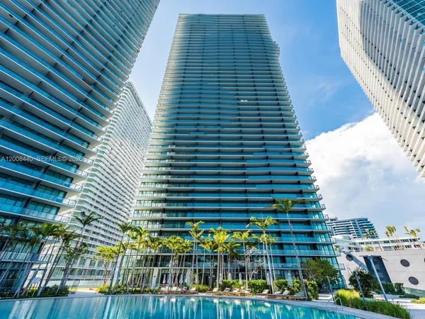 $11,000 | 480 Northeast 31st Street, Unit 2707, Miami, FL 33137