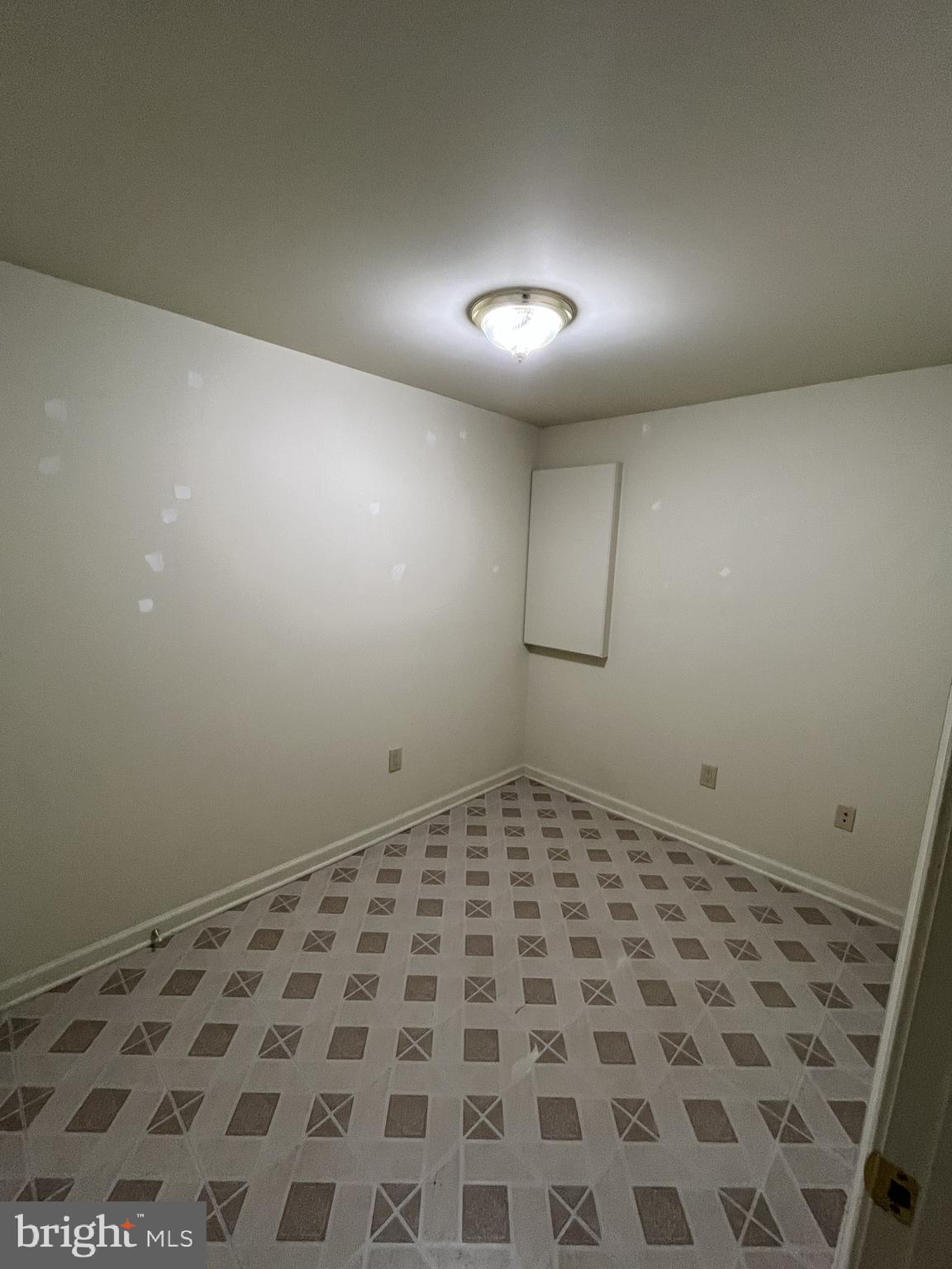 1463 Mobley Court Frederick, MD 21701 - Photo 27 of 32 a view of a big room with wooden cabinet