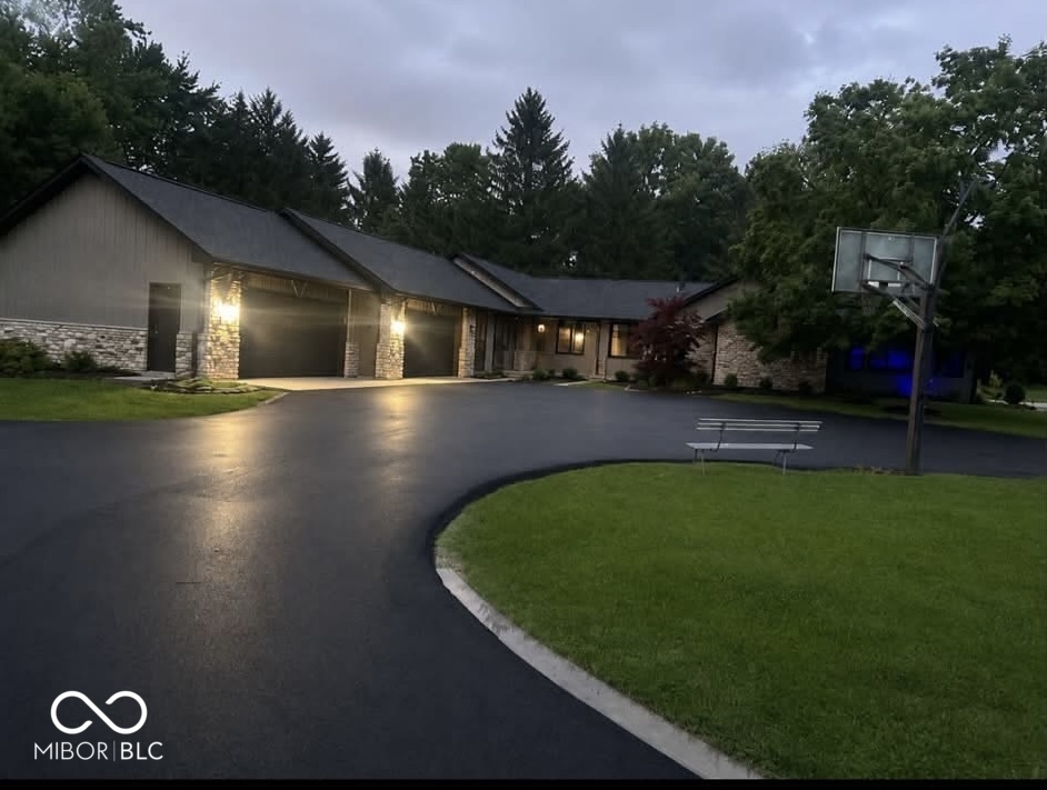 8637 Railroad Road Indianapolis, IN 46217 - Photo 1 of 27 Gallery Image 1