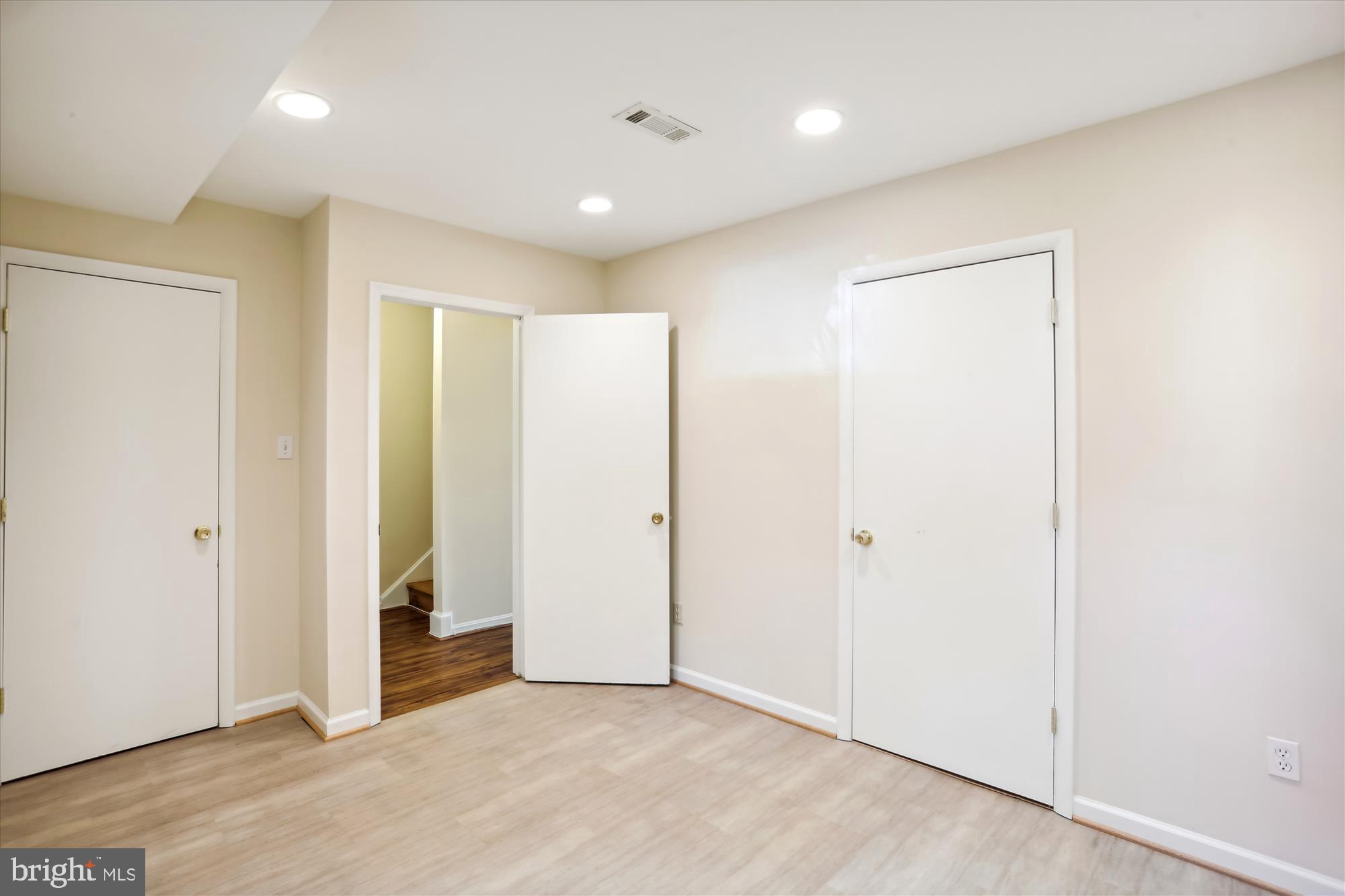 10933 Amherst Avenue, Unit 10 Silver Spring, MD 20902 - Photo 23 of 30 LL Bonus Room