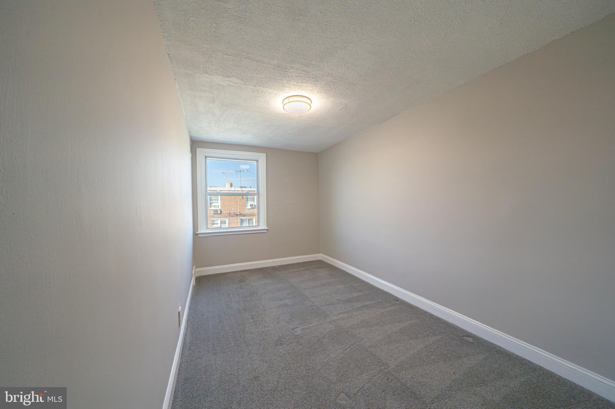 7230 Horrocks Street Philadelphia, PA 19149 - Photo 15 of 19