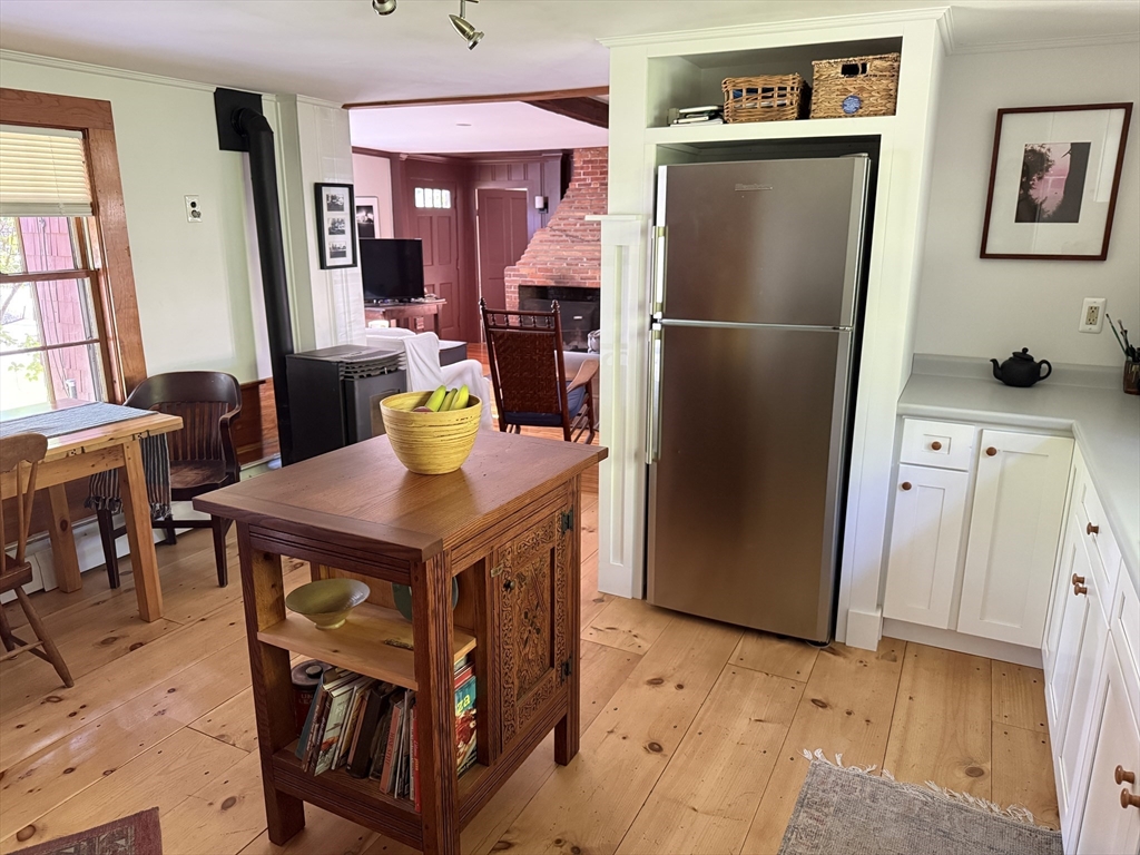 22 Wellington Road Templeton, MA 01468 - Photo 6 of 33 Gallery Image 6