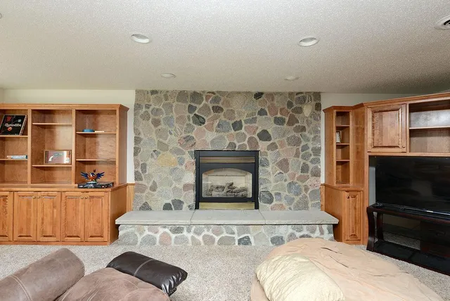 $3,750 | 3516 Westmoor Circle, Moorhead, MN 56560