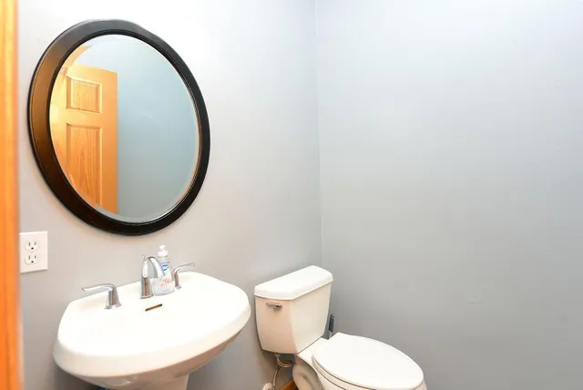 $3,750 | 3516 Westmoor Circle, Moorhead, MN 56560