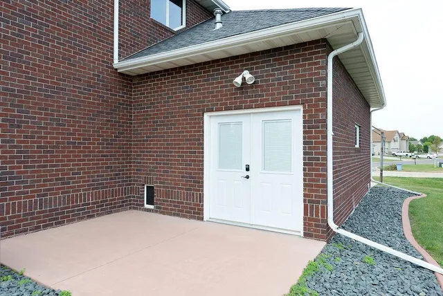 $3,750 | 3516 Westmoor Circle, Moorhead, MN 56560