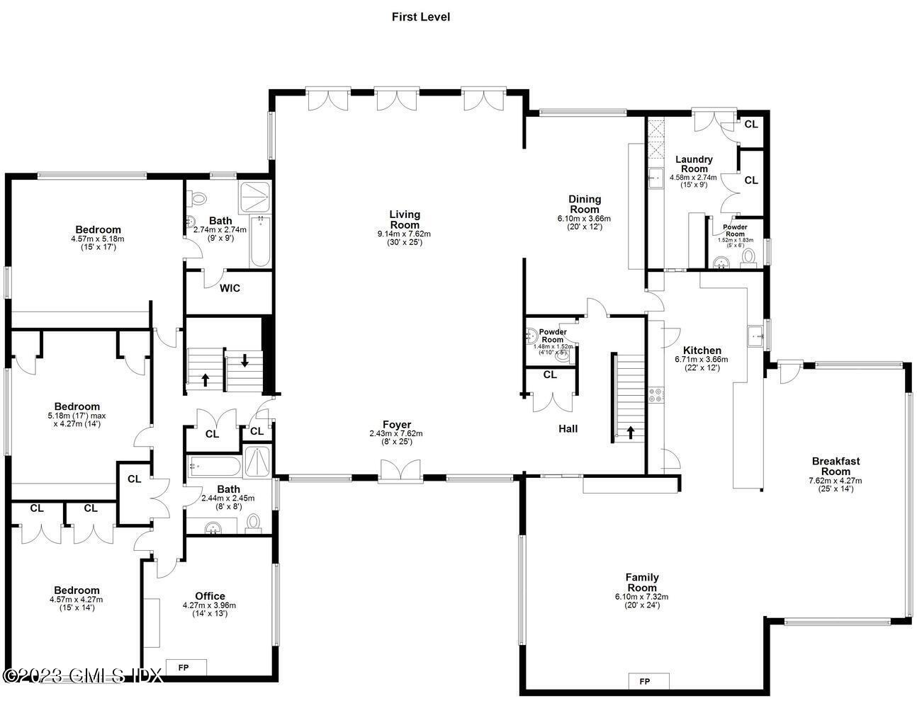 101 Perkins Road Greenwich, CT 06830 - Photo 39 of 41 a picture of a bathroom with a refrigerator