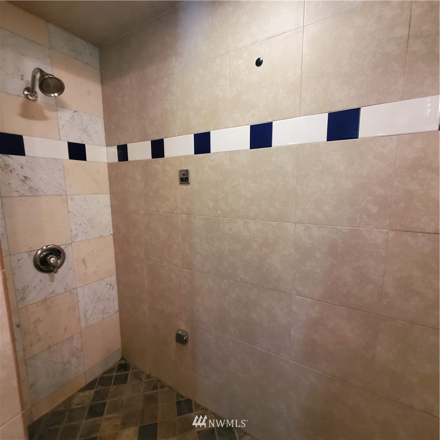 6621 Southeast 4th Place Renton, WA 98059 - Photo 25 of 40 Gallery Image 25