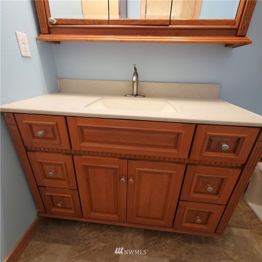 6621 Southeast 4th Place Renton, WA 98059 - Photo 27 of 40 Gallery Image 27