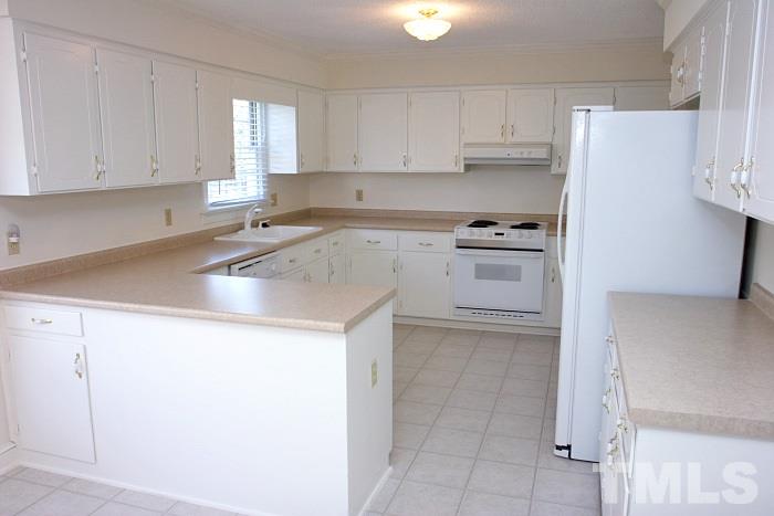 205 Raindrop Court Raleigh, NC 27615 - Photo 2 of 14