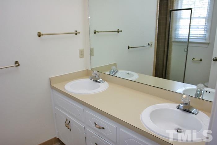 205 Raindrop Court Raleigh, NC 27615 - Photo 8 of 14