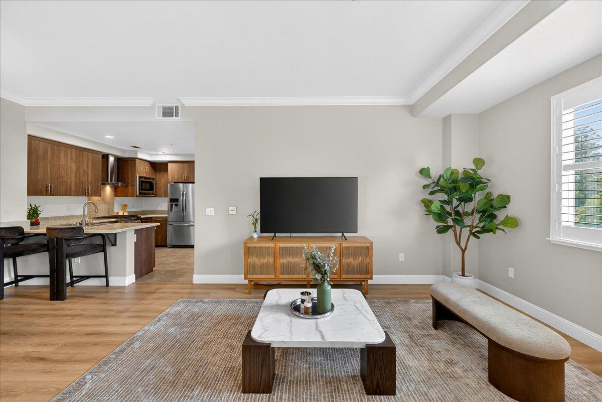 538 South Mathilda Avenue, Unit 301 Sunnyvale, CA 94086 - Photo 6 of 54