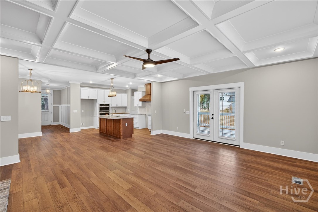 5432 La Roche Avenue Savannah, GA 31406 - Photo 11 of 60