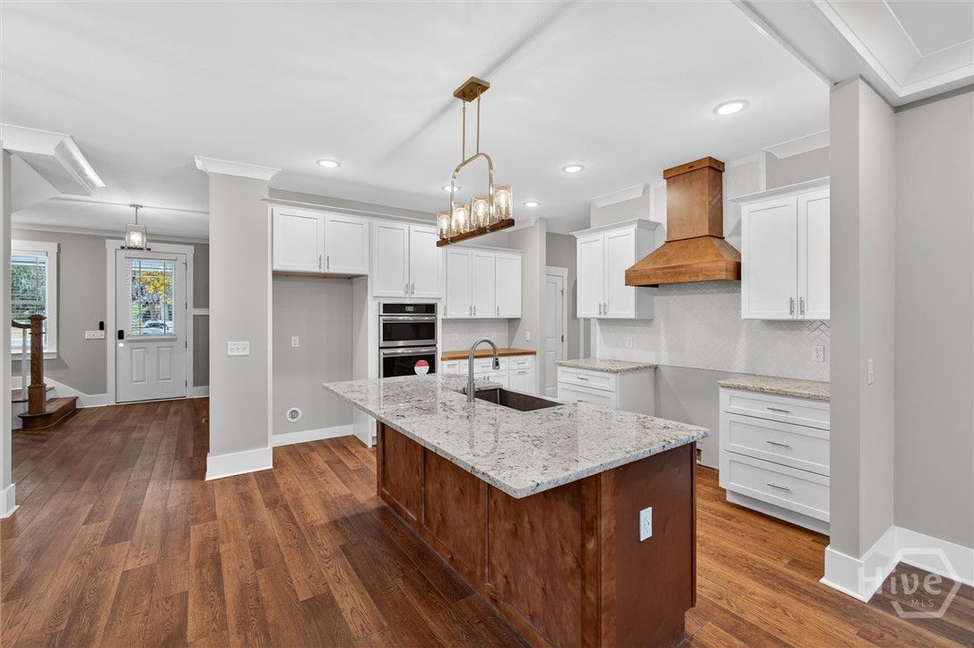 5432 La Roche Avenue Savannah, GA 31406 - Photo 14 of 59