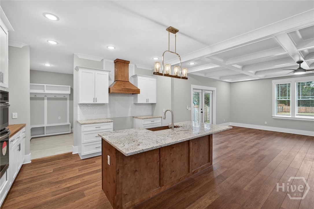 5432 La Roche Avenue Savannah, GA 31406 - Photo 14 of 60