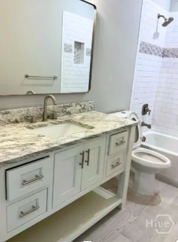 $629,999 | 5432 La Roche Avenue, Savannah, GA 31406