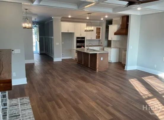 $629,999 | 5432 La Roche Avenue, Savannah, GA 31406