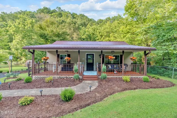 $315,000 | 1830 Bristol Highway, Elizabethton, TN 37643