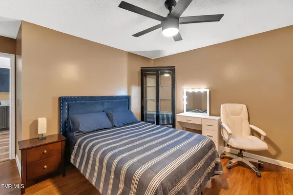 $315,000 | 1830 Bristol Highway, Elizabethton, TN 37643