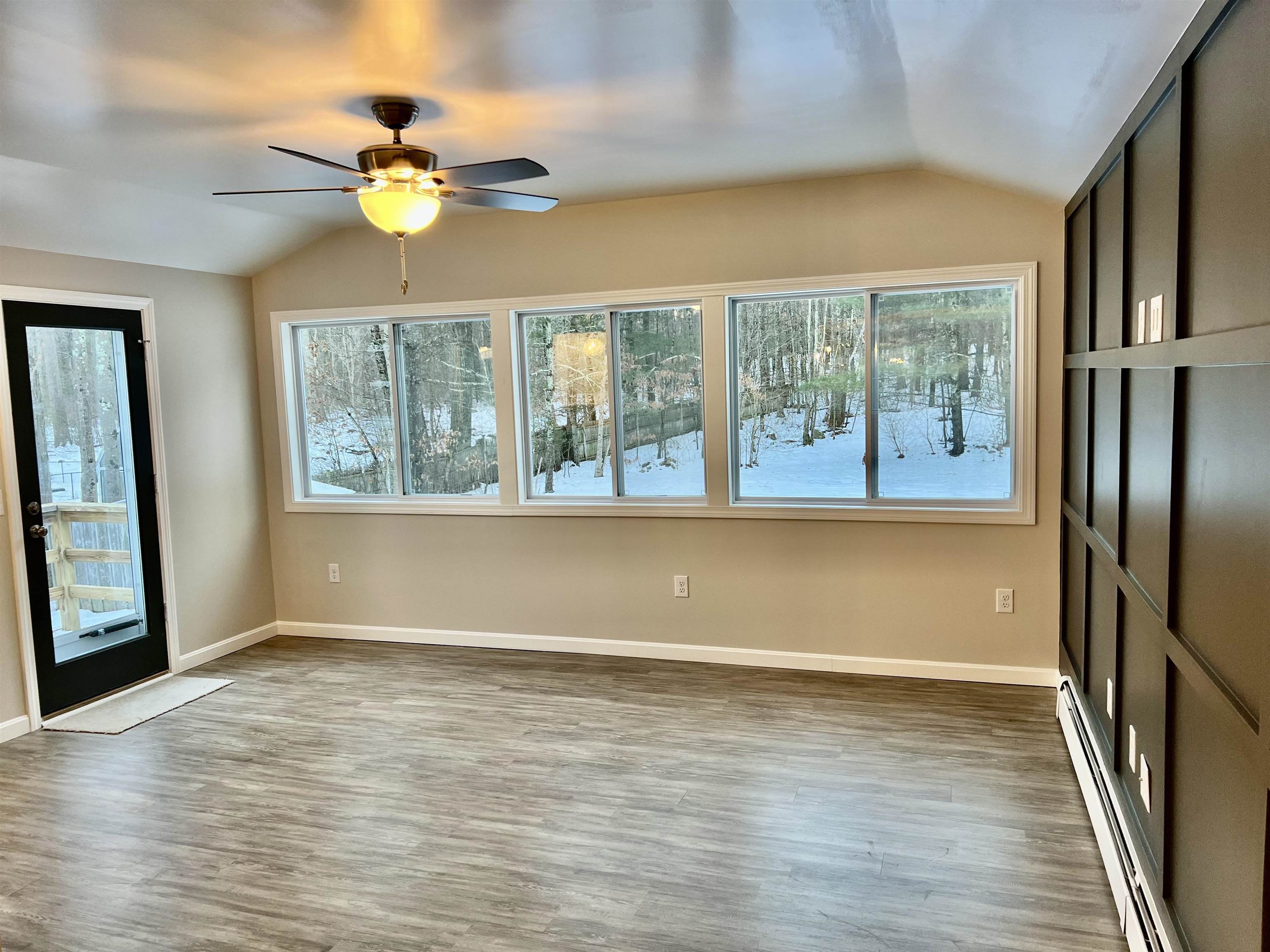 49 Island Pond Road Derry, NH 03038 - Photo 6 of 17