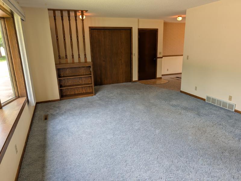 600 8th Street Southwest Wells, MN 56097 - Photo 14 of 34